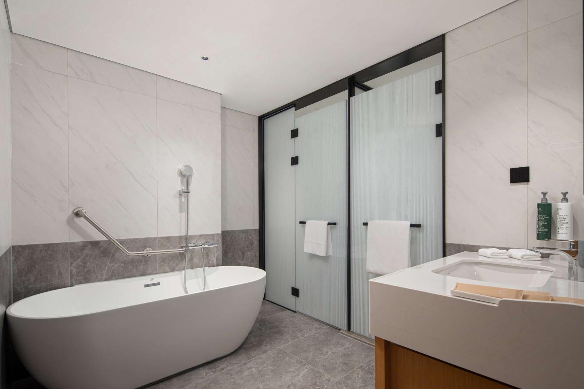 Hilton Garden Inn Chengde Mountain Resort Extérieur photo